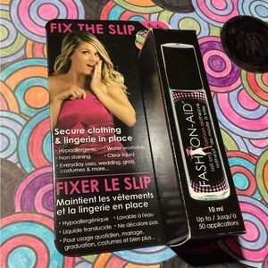 Fashion-Aid ‘Fix The Slip’ Clothing Adhesive